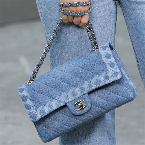 chanel boy bag 2020